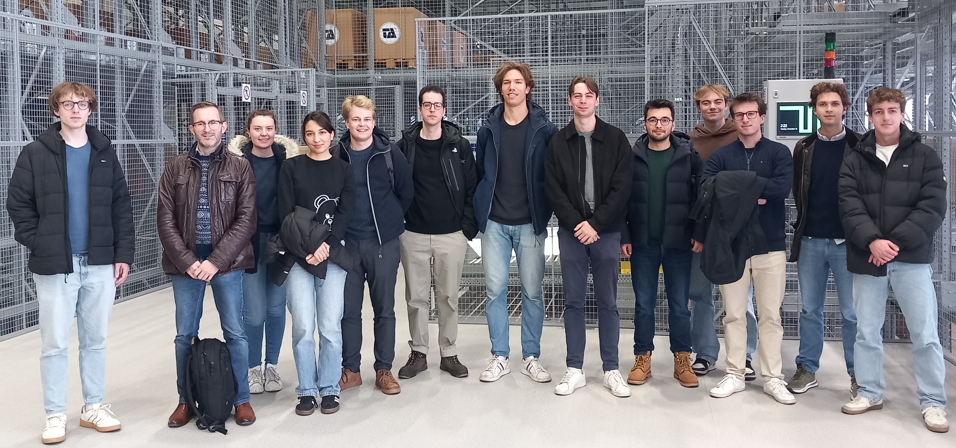 Students IEOR Visit Movu Robotics